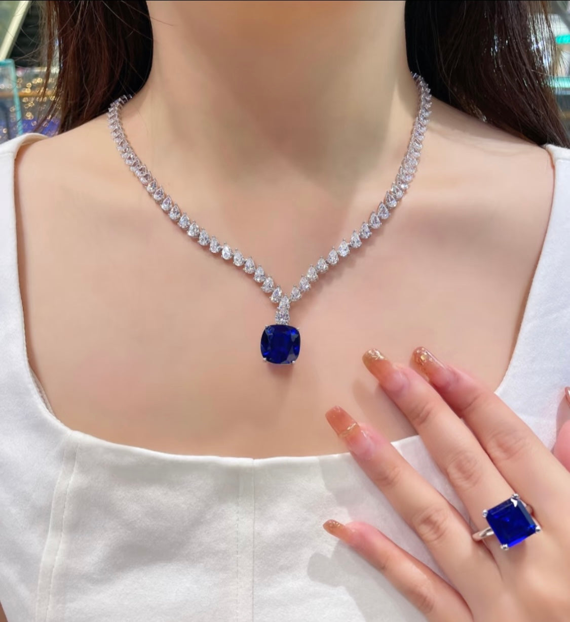 Royal Blue Sapphire Pendant Necklace