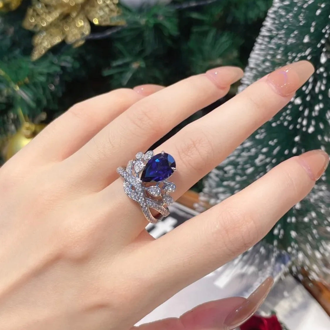 Solitaire Crown Cocktail Ring