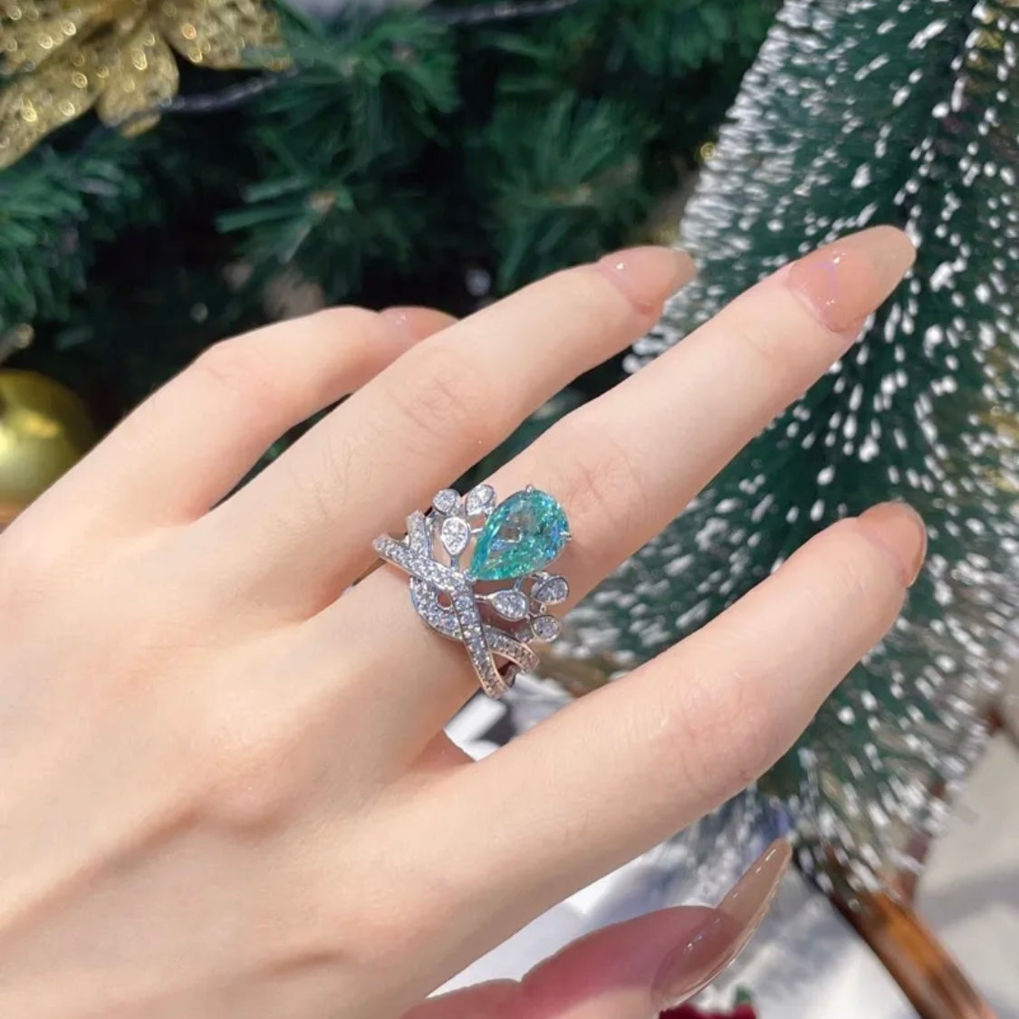 Solitaire Crown Cocktail Ring