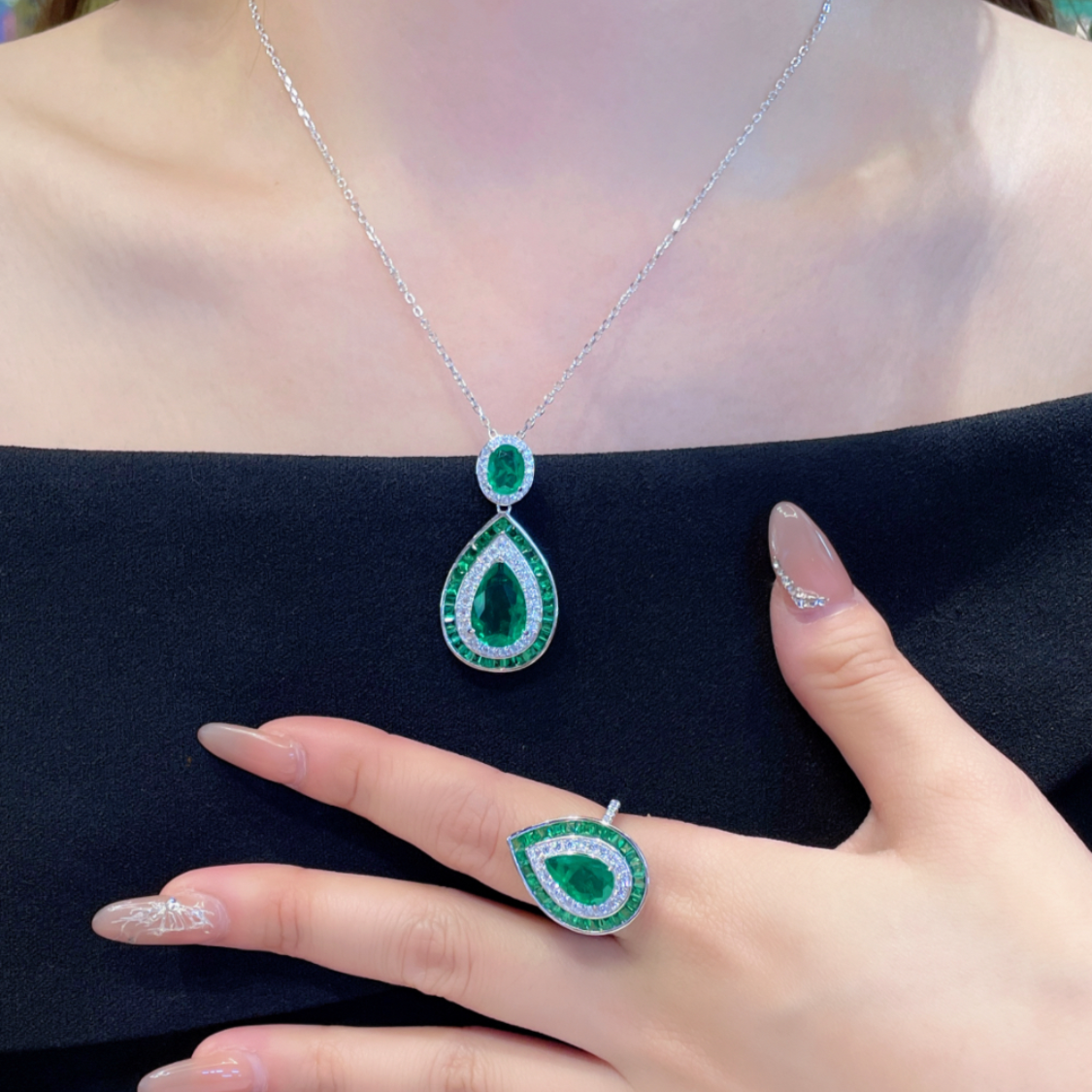 Emerald Teardrop Pendant Necklace
