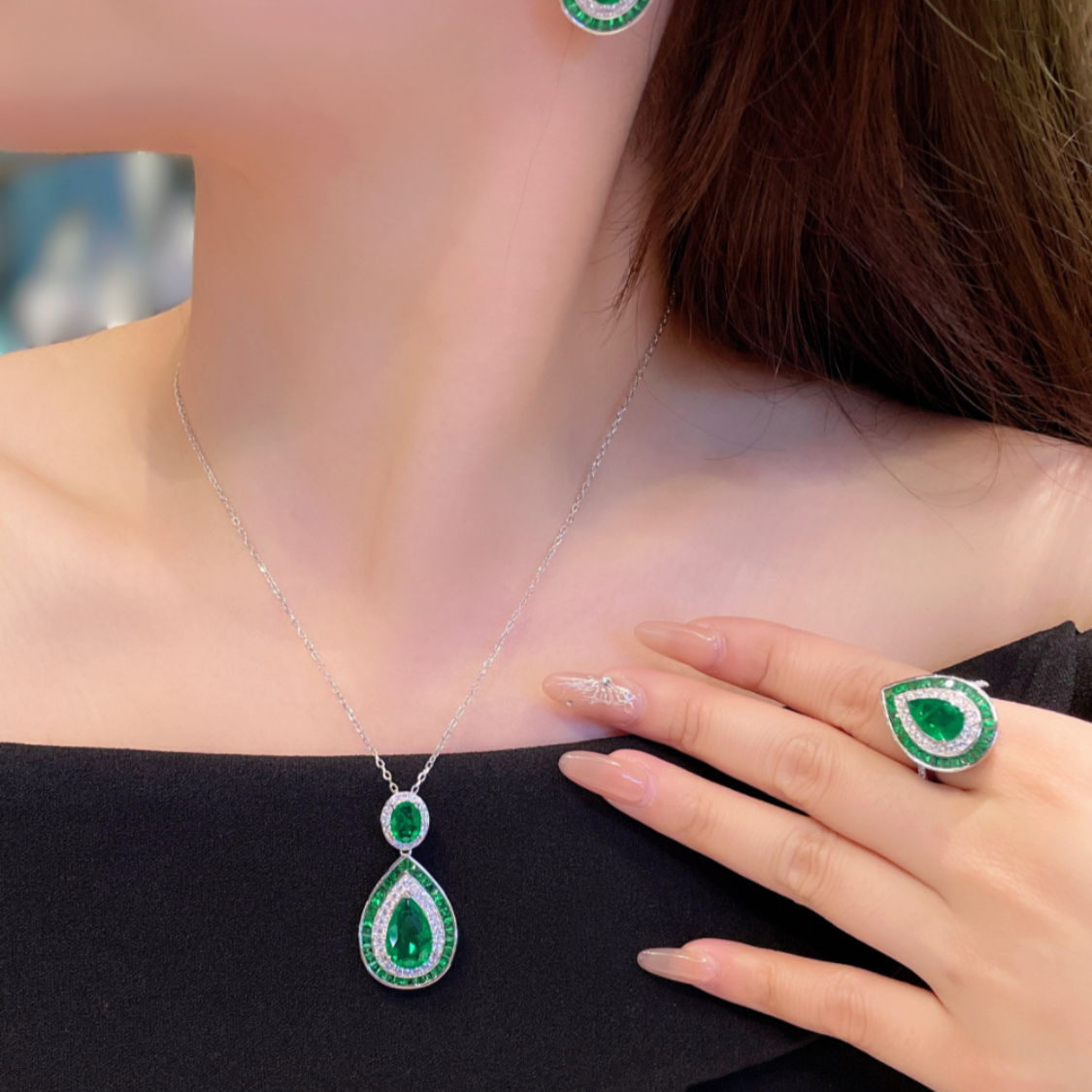 Emerald Teardrop Pendant Necklace