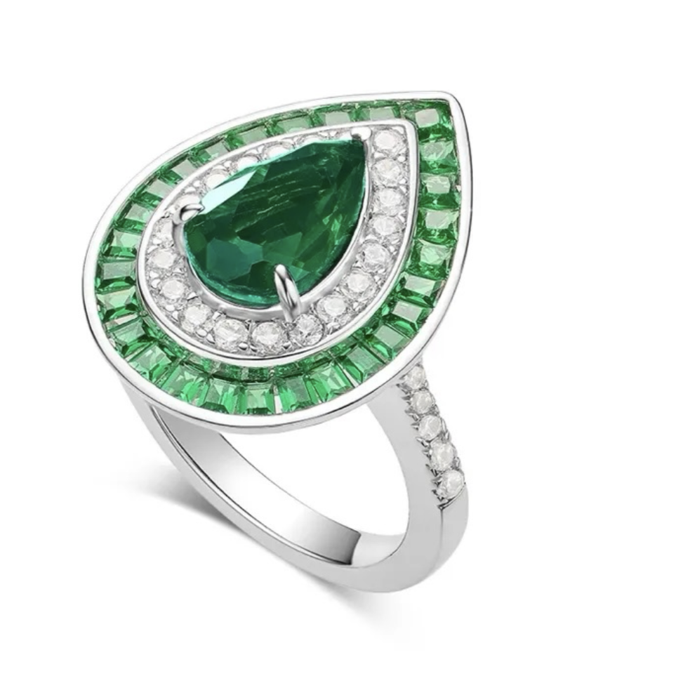 Emerald Teardrop Ring
