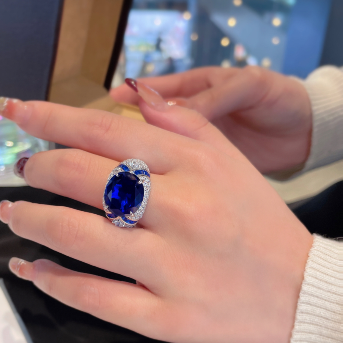 Art Deco Sapphire and Diamond Cluster Ring